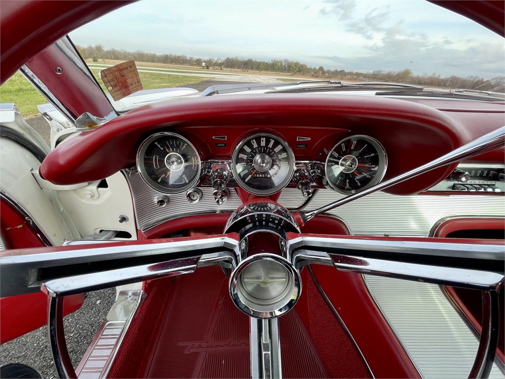 1963 Ford Thunderbird convertible