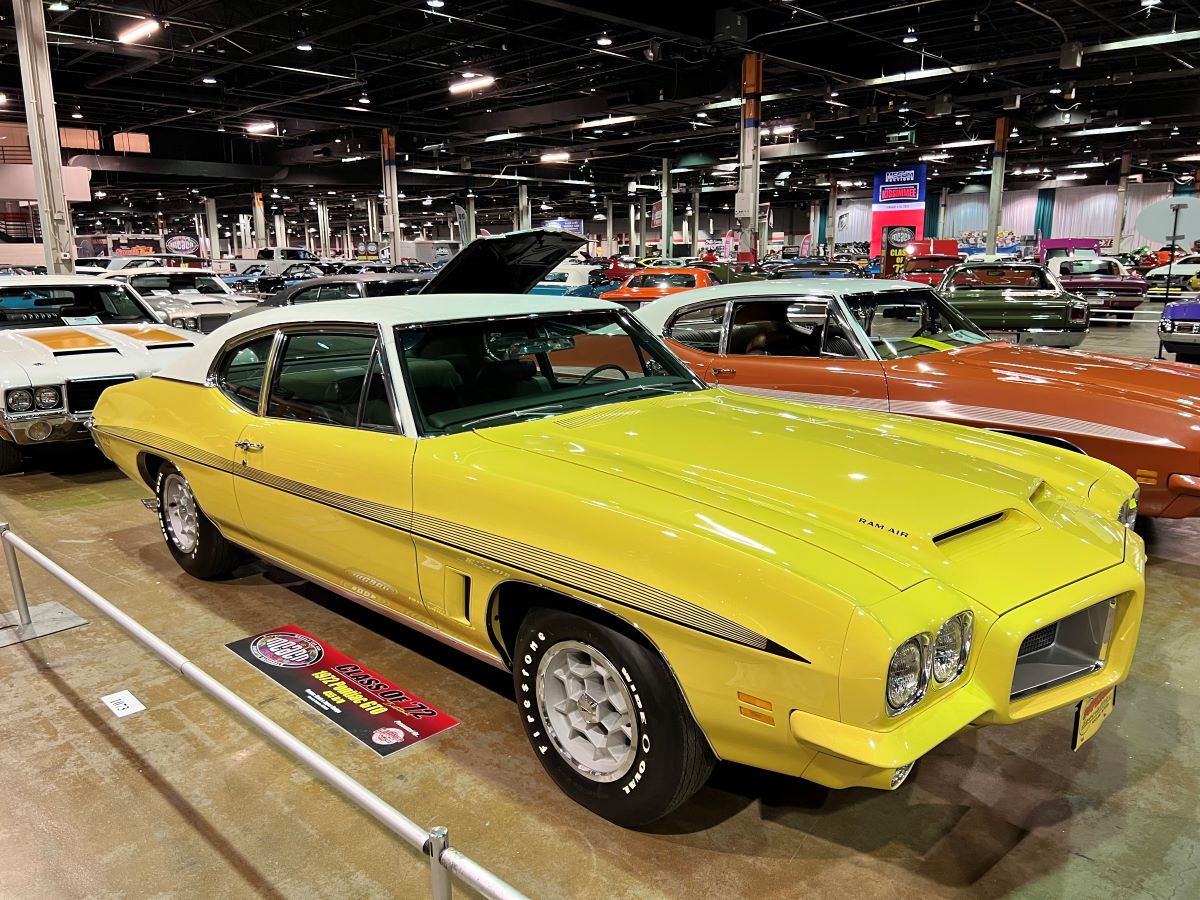 MCACN, Class of 1972 at Muscle Car and Corvette Nats, ClassicCars.com Journal