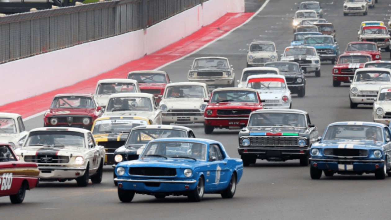 Retro Cars in Transatlantic Trophy