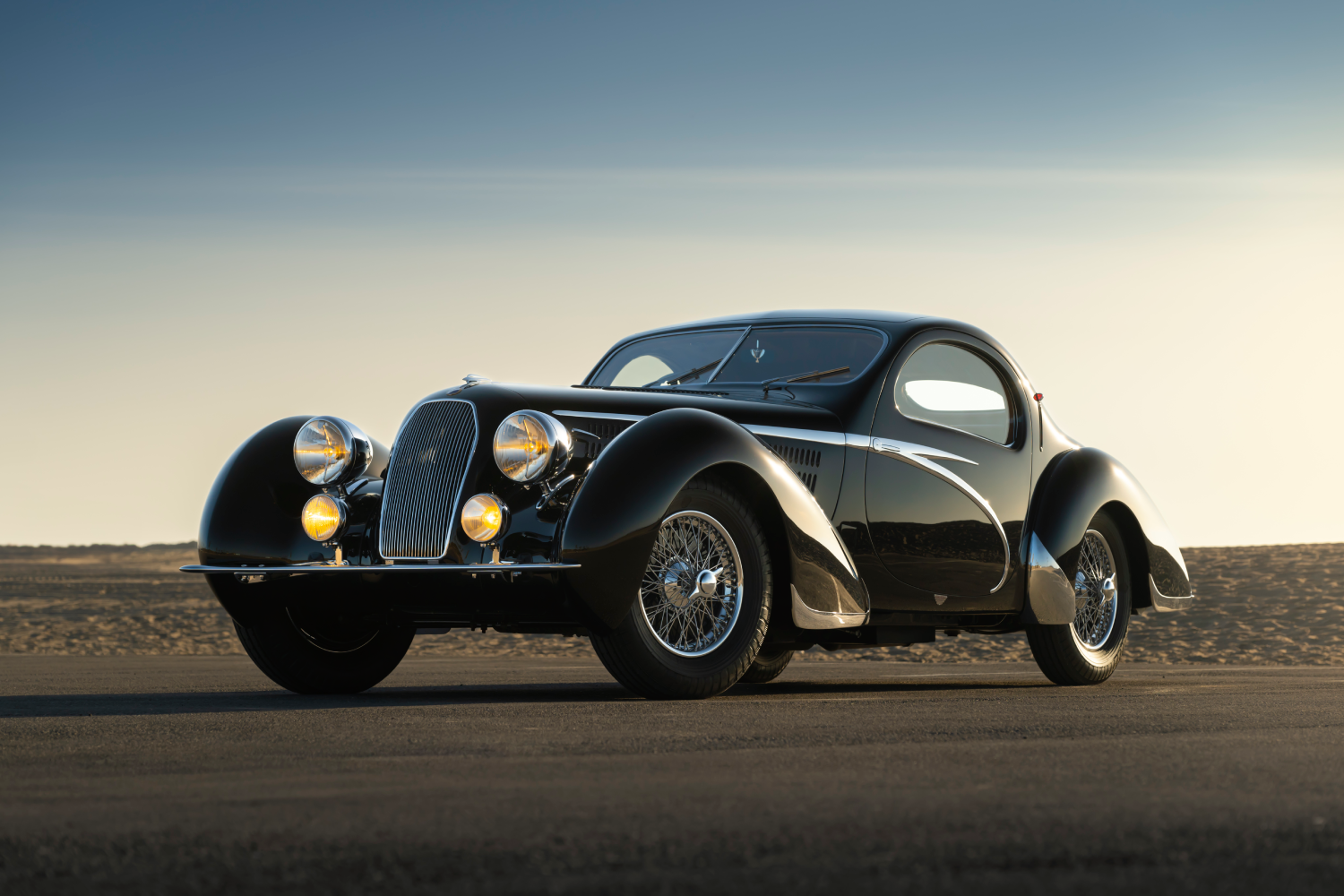 1938 Talbot‑Lago T150 C Teardrop Coupé by Figoni et Falaschi