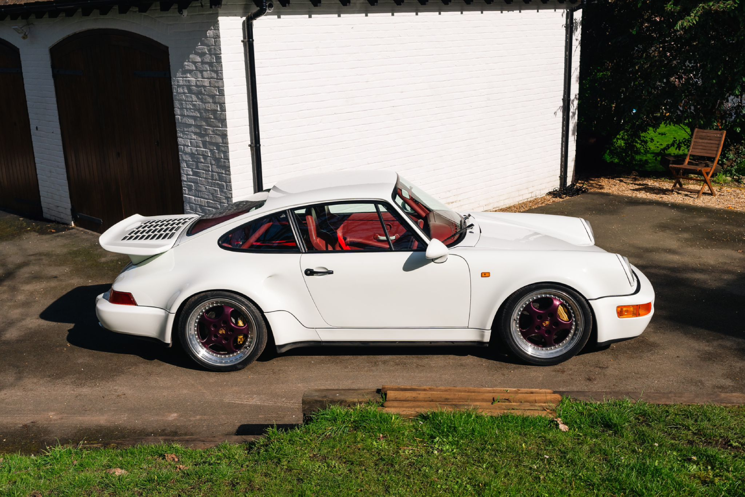 1993-Porsche-964-Turbo-S-Right side